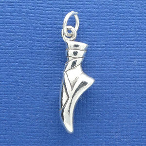 Point Position Ballet Shoe Charm