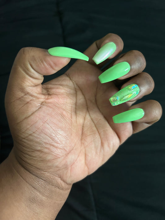 “Lime Green Chrome Trio” Nail Set