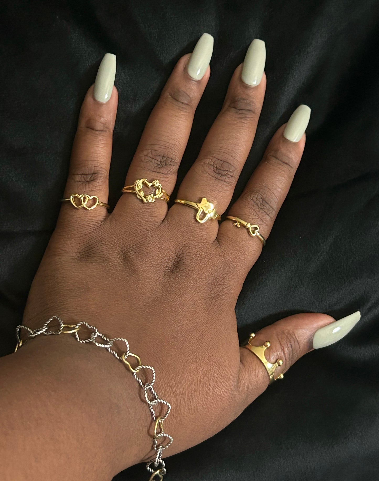 “Light Olive" Nail Set