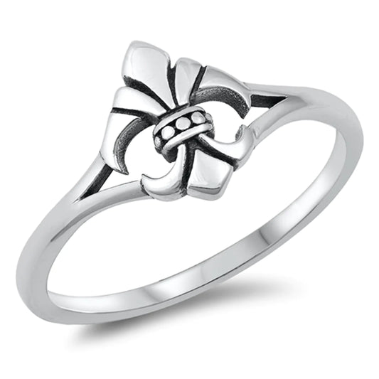 Traditional Fleur De Lis Ring