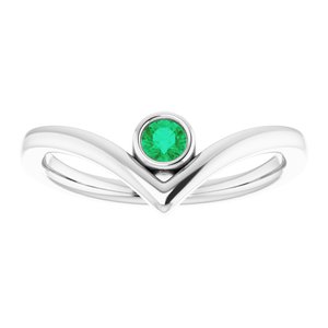 Sterling Silver Chatham® Created Emerald Solitaire Bezel-Set "V" Ring