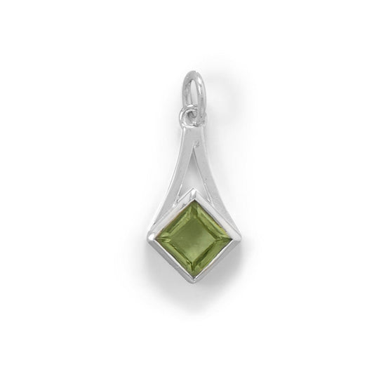 Colgante de peridoto facetado de plata de ley