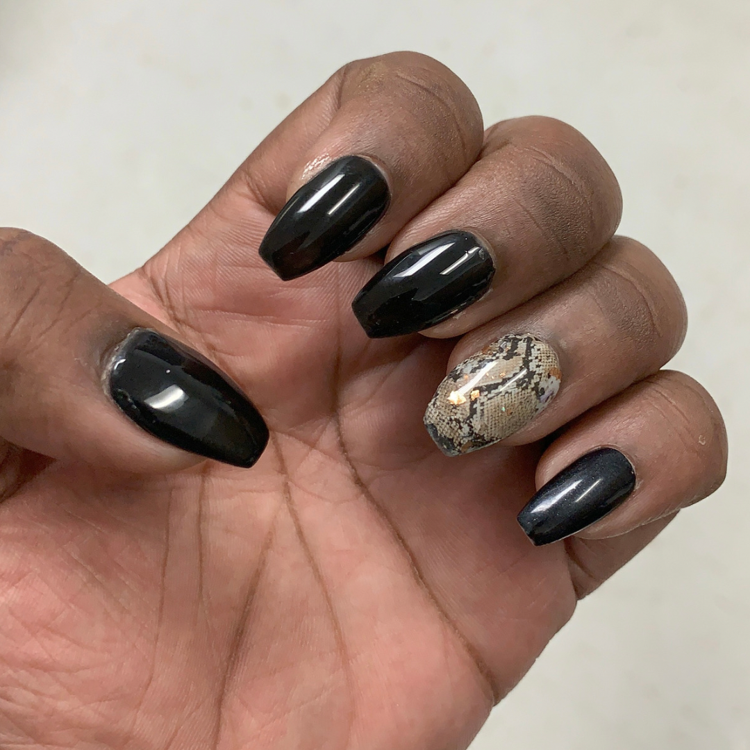 “Python” Nail Set