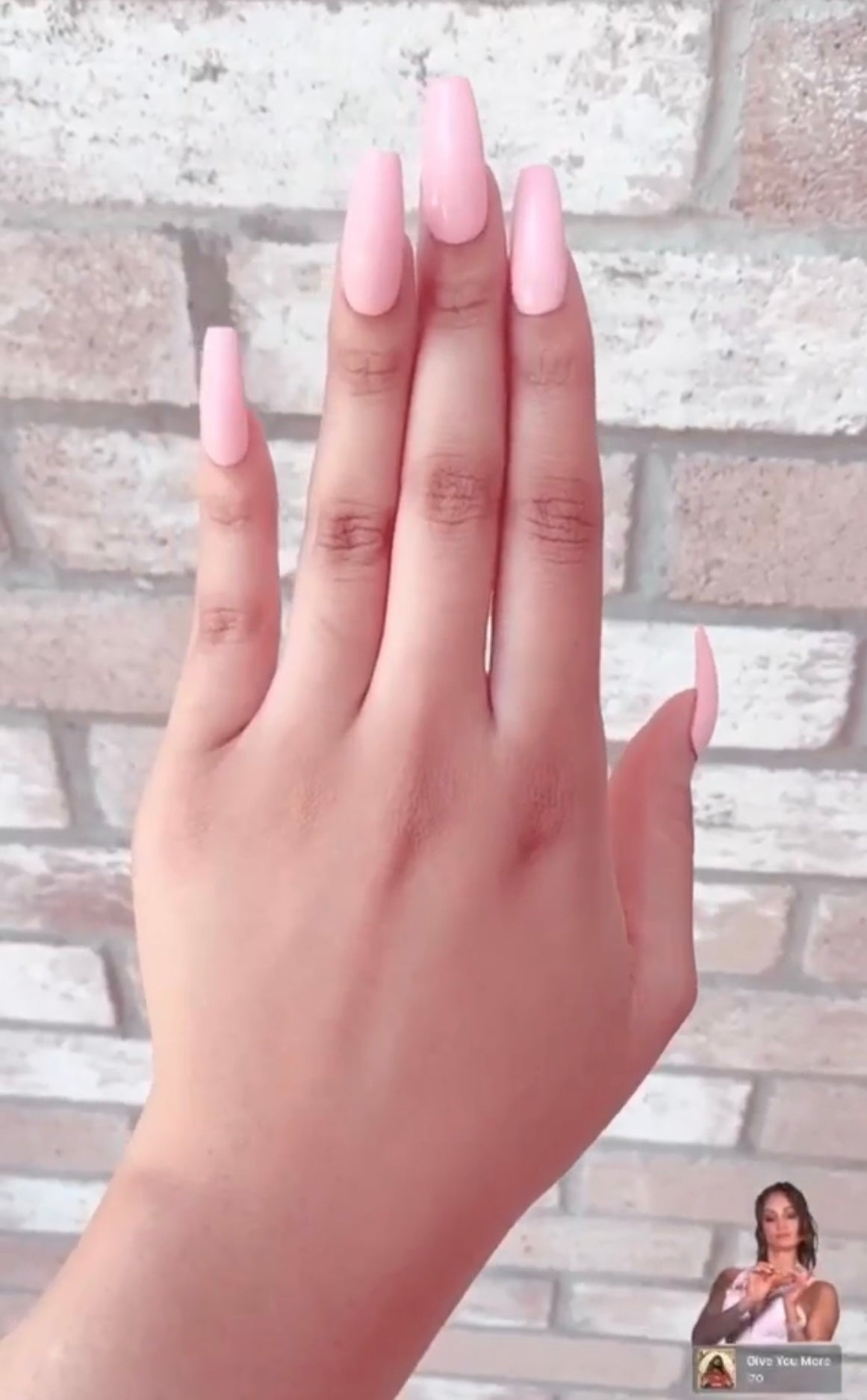 “Pretty In Pink” Nail Set